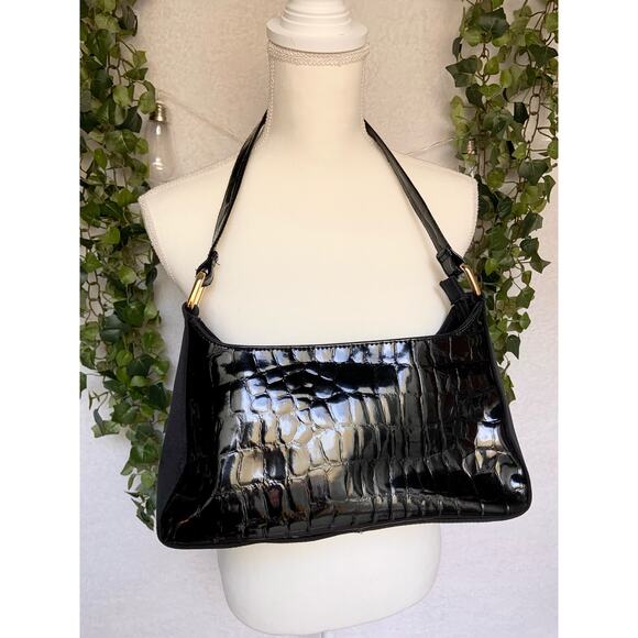 Jaclyn Smith Handbags - Vintage Jaclyn Smith Faux Crocodile Black Shoulder Bag Purse